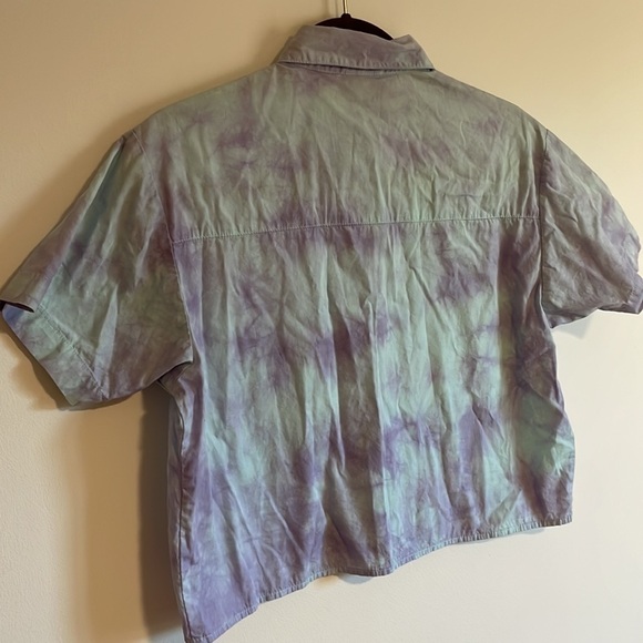 Oversized Tie Dye Boxy Top Skate Empyre XS Button Front Short Sleeve Waist Blue - Picture 6 of 11